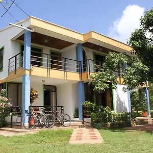  Inn Escalona's Place